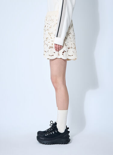 Embroidery Anglaise Shorts Moncler Embroidery Anglaise Shorts White mon0260014