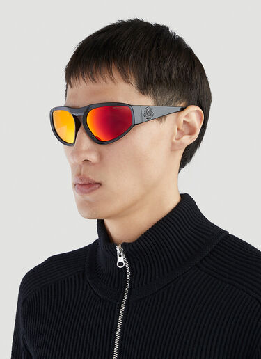 Moncler Pentagra Geometric Sunglasses Black mon0351004