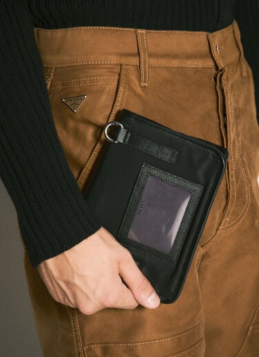 Re-Nylon スマホクロスボディバッグ Prada Re-Nylon スマホクロスボディバッグ ブラック pra0145046