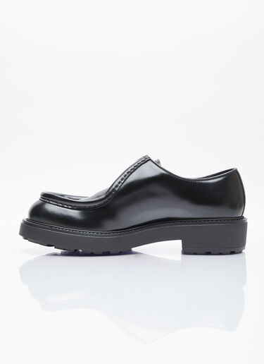 レザーレースアップシューズ。 Prada レザーレースアップシューズ。 ブラック pra0154010
