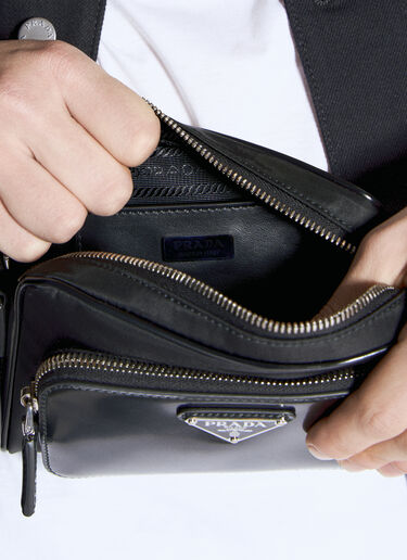 再生尼龙和磨砂皮革斜挎包 Prada 再生尼龙和磨砂皮革斜挎包 黑色 pra0155030
