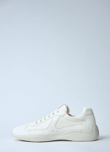 Prada Leather Low-Top Sneakers White pra0160016