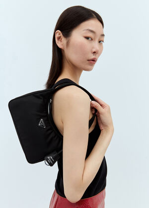 Prada Re-Edition 2000 Mini Shoulder Bag Black pra0249045