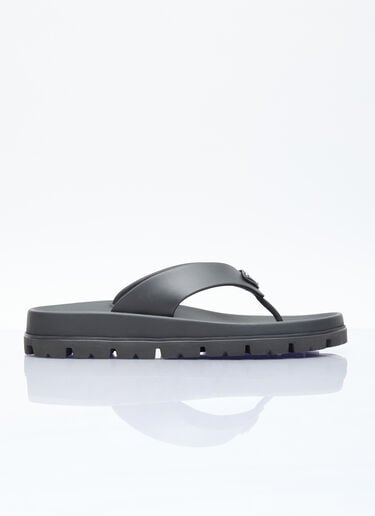 Prada 로고 플라크 슬라이드 블랙 pra0256026
