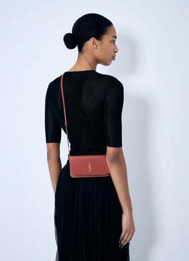 Saint Laurent カサンドラ チェーン付きスマホケース  レッド sla0259085
