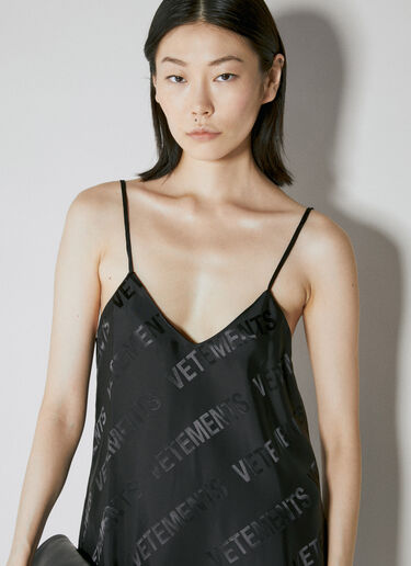 로고 프린트 미니 원피스 VETEMENTS 로고 프린트 미니 원피스 블랙 vet0254009