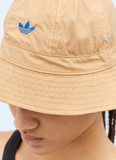 リバーシブルバケットハット adidas by Wales Bonner リバーシブルバケットハット ベージュ awb0357019