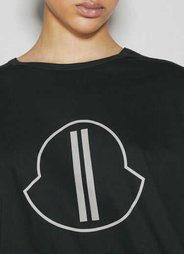Level 徽标印花 T 恤 Moncler + Rick Owens Level 徽标印花 T 恤 黑色 mcs0355009