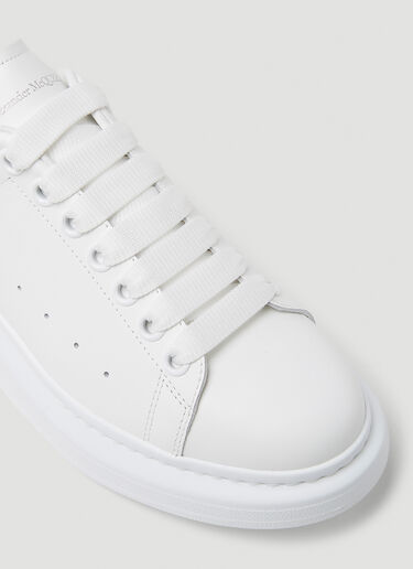 Alexander McQueen [래리] 럭스 오버사이즈 스니커즈 Pink amq0249046