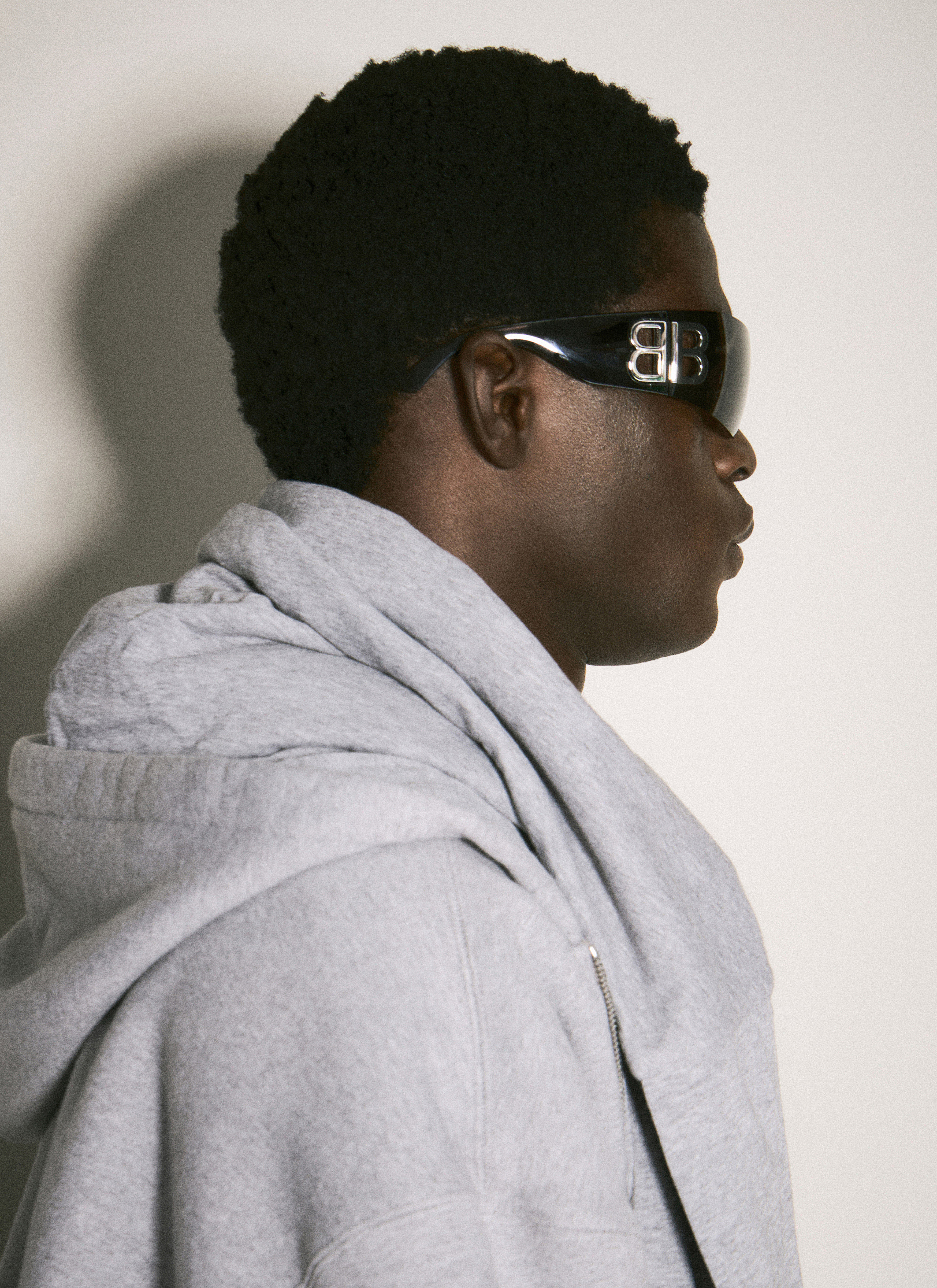 Balenciaga Men's' Bossy Mask Sunglasses in Black | LN-CC®