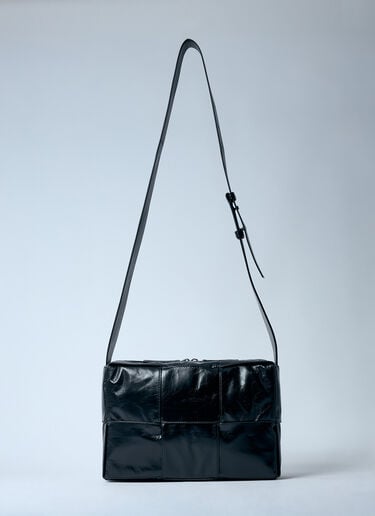 Bottega Veneta Medium Arco Camera Bag Black bov0159024
