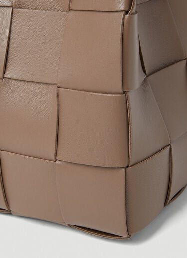 카세트 버킷 숄더백 Bottega Veneta 카세트 버킷 숄더백 카키 bov0253038