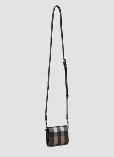 标志性格纹肩带钱包 Burberry 标志性格纹肩带钱包 棕 bur0150043