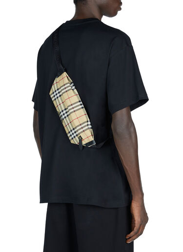 Burberry Stevie 格纹腰包 米色 bur0153060