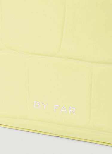 Note 애플 크로커다일 엠보싱 핸드백 BY FAR Note 애플 크로커다일 엠보싱 핸드백 옐로우 byf0252016