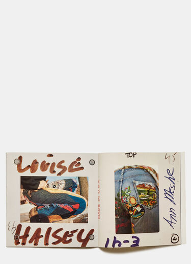 Levi’s Denim Art Contest: Catalogue of Winners Books Levi’s Denim Art Contest: Catalogue of Winners Black dbr0590026