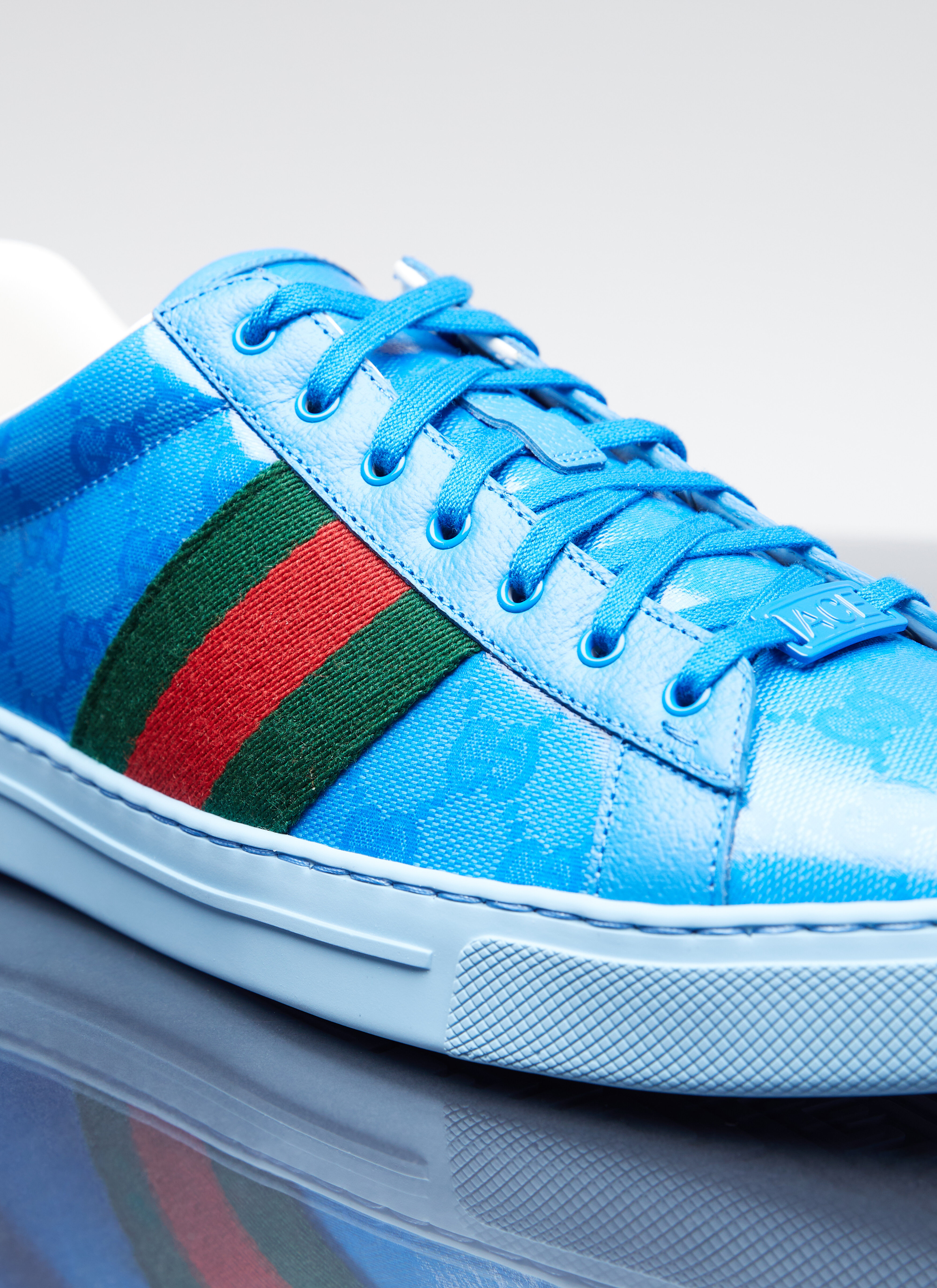 Gucci Men's' GG Crystal Canvas Sneakers in Blue | LN-CC®
