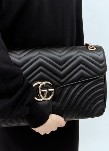 GG Marmont Medium Shoulder Bag Gucci GG Marmont Medium Shoulder Bag Black guc0257147