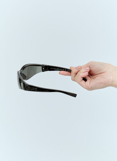 Gucci Mask-Shaped Frame Sunglasses Black gus0255003