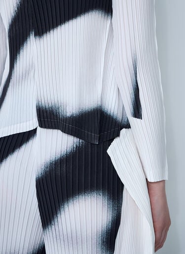 Issey Miyake SHADOW STUDY トップ ホワイト ism0261005