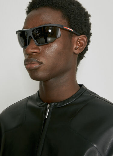 Impavid 太阳镜 Prada Linea Rossa Impavid 太阳镜 黑色 lpl0353001
