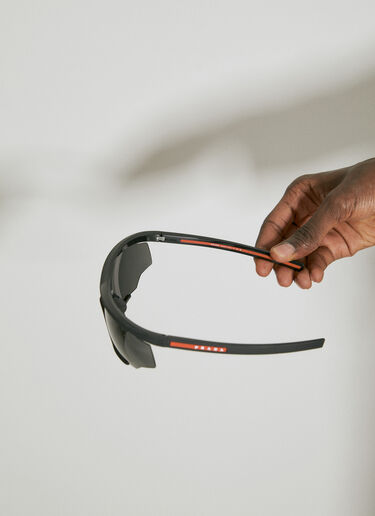 Impavid 太阳镜 Prada Linea Rossa Impavid 太阳镜 黑色 lpl0353001