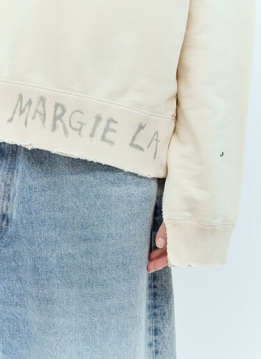 Maison Margiela 핸드 레터링 로고 맨투맨 베이지 mla0255001