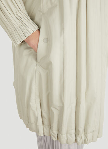 衬垫褶裥夹克 Pleats Please Issey Miyake 衬垫褶裥夹克 米色 plp0251010