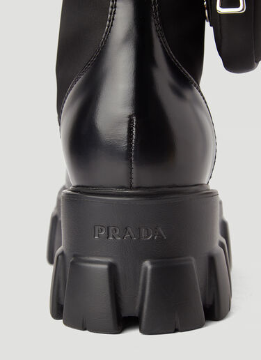 Prada Monolith 尼龙和皮革靴子 黑 pra0245015