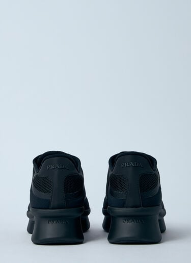 ロゴプレートスニーカー Prada ロゴプレートスニーカー ブラック pra0260027