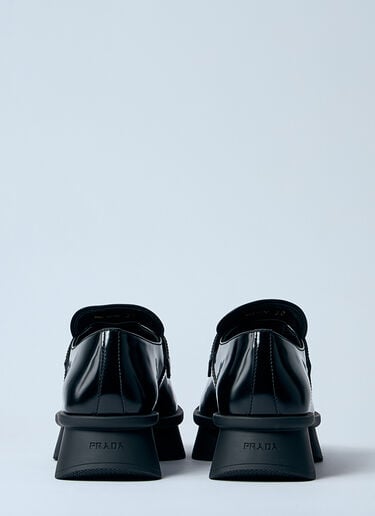 Prada 이퀄 브러싱 마감 가죽 로퍼  블랙 pra0260029