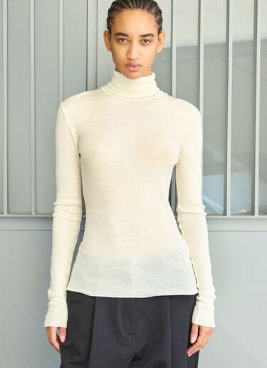 Skall Studio Esme Roll-Neck Sweater Cream ska0258005