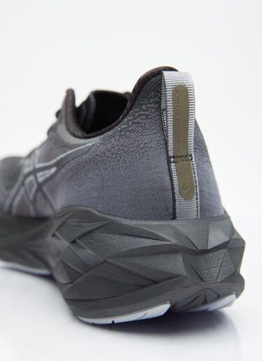 Asics 노바블라스트 4 스니커즈  블랙 asi0156017