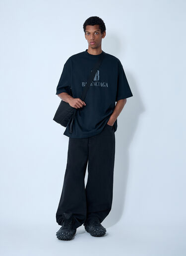 Logo Motif T-Shirt Balenciaga Logo Motif T-Shirt Black bal0161003