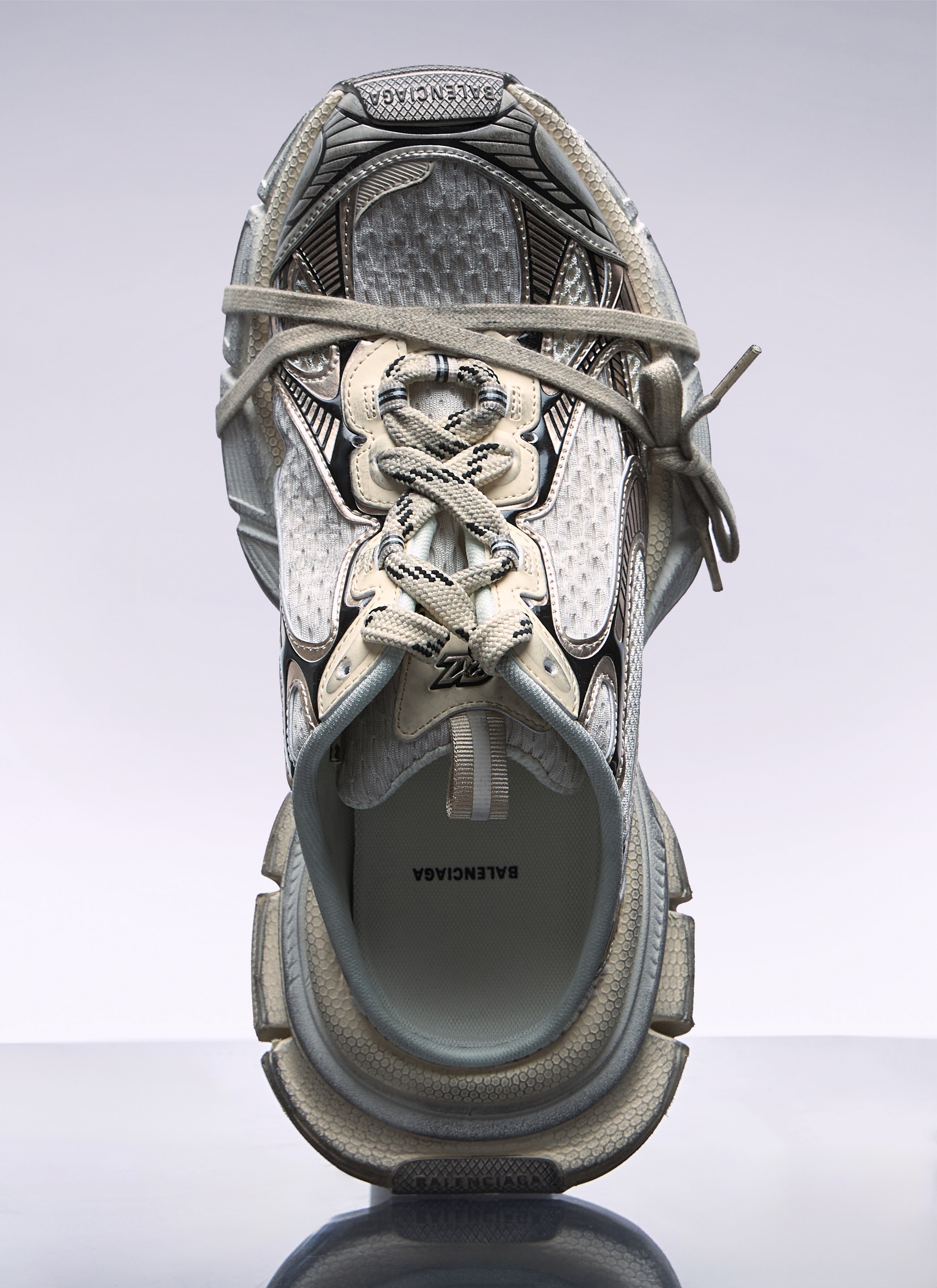 存在感絶大【BALENCIAGA】3XL Mule Sneakers Balenciaga's 3XL Slip-On Is One For the Muleboyz