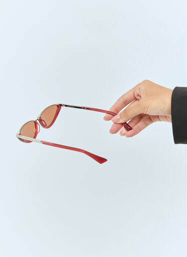 Classic Cat-Eye Sunglasses Bottega Veneta Classic Cat-Eye Sunglasses Red bos0258004