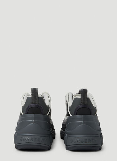 Arthur 复古格纹运动鞋 Burberry Arthur 复古格纹运动鞋 灰色 bur0151058