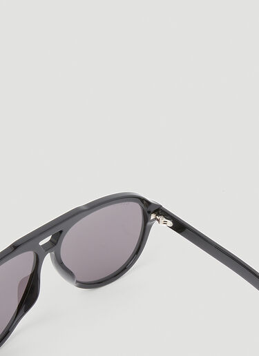 Navigator Frame Sunglasses Gucci Navigator Frame Sunglasses Black gus0154003
