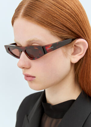 Gucci キャットアイフレームサングラス レッド gus0258002