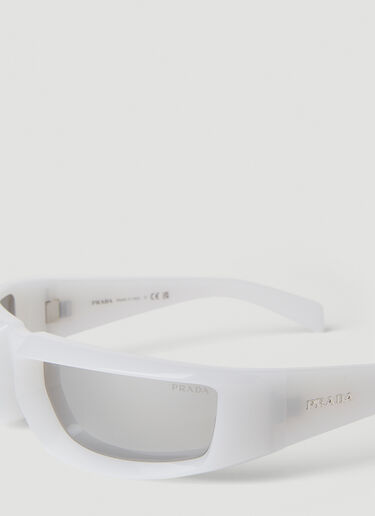 Prada D 形框太阳镜 白色 lpr0351002