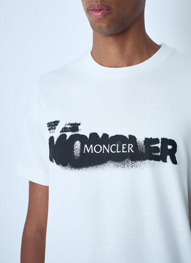 Moncler Logo Motif T-Shirt White mon0161015