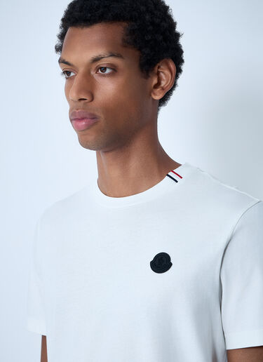 Moncler Logo Motif T-Shirt White mon0161016