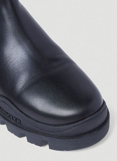 Larue Chelsea Ankle Boots Moncler Larue Chelsea Ankle Boots Black mon0253043