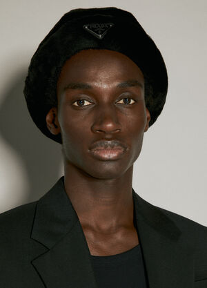 Prada Logo Plaque Shearling Hat Black pra0155029