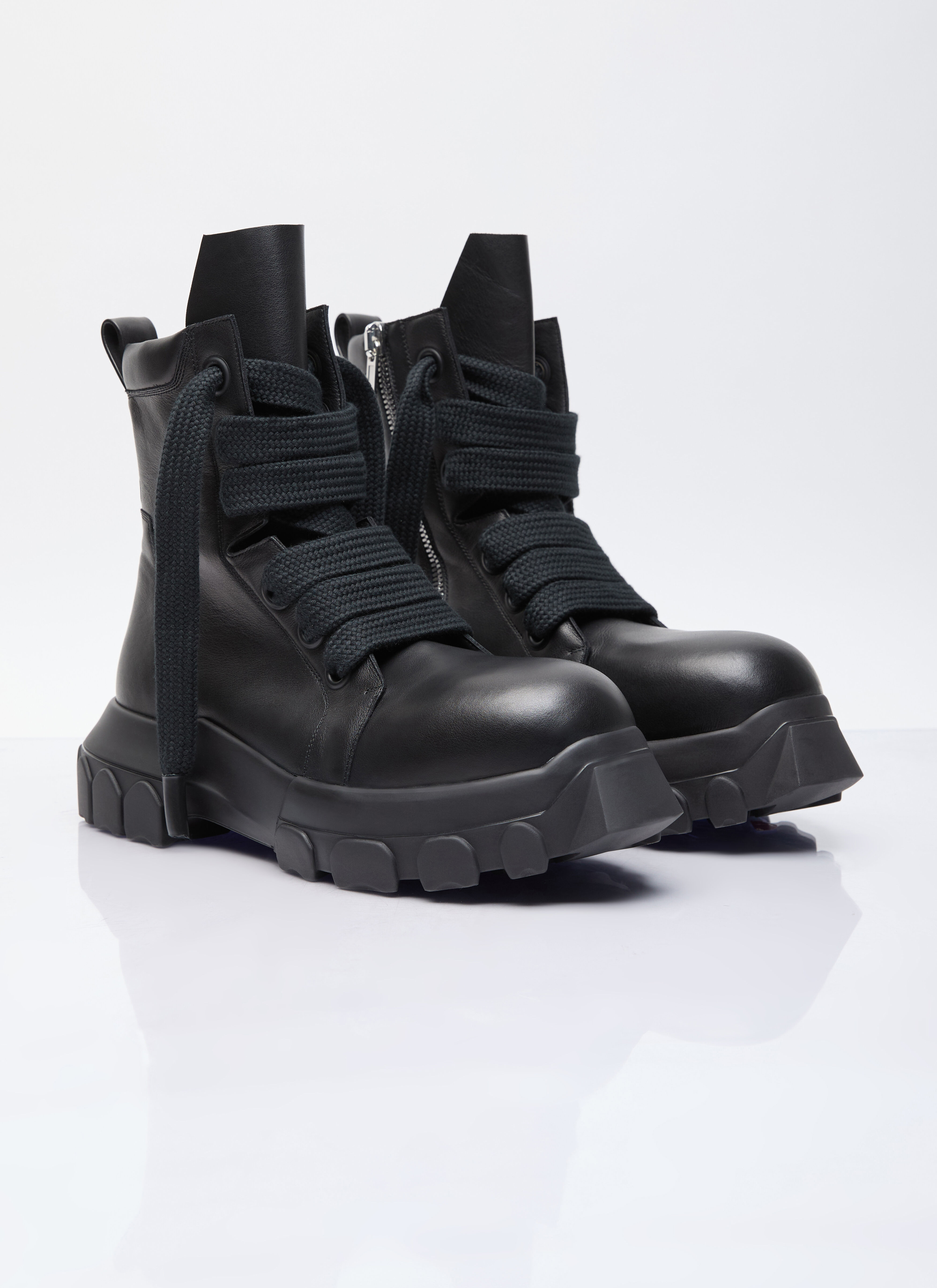 Jumbo Laced Bozo Tractor Boots Black | The Webster