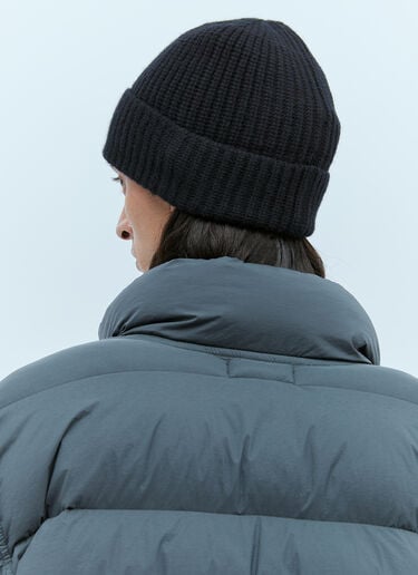 Stone Island 컴퍼스 패치 비니 햇 블랙 sto0154087