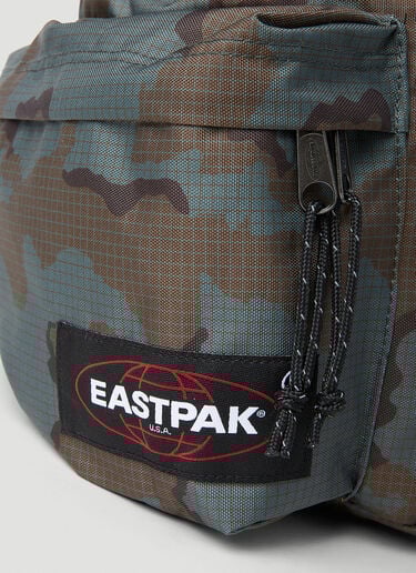 Eastpak x UNDERCOVER 카무플라주 백팩 카키 une0152002