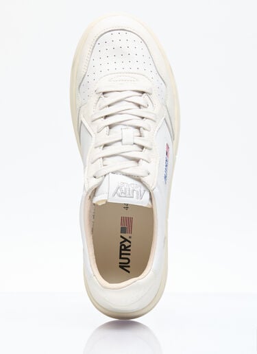 Medalist Low Top Sneakers Autry Medalist Low Top Sneakers White aut0156001