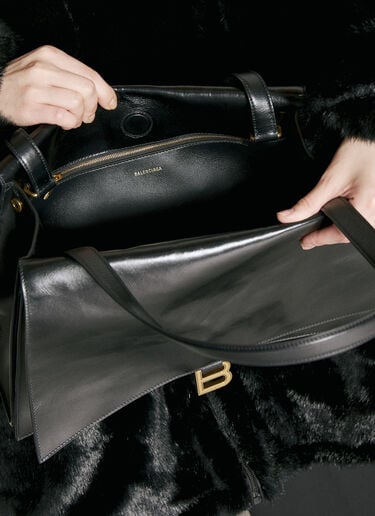 Crush Large Chain Shoulder Bag Balenciaga Crush Large Chain Shoulder Bag Black bal0255049