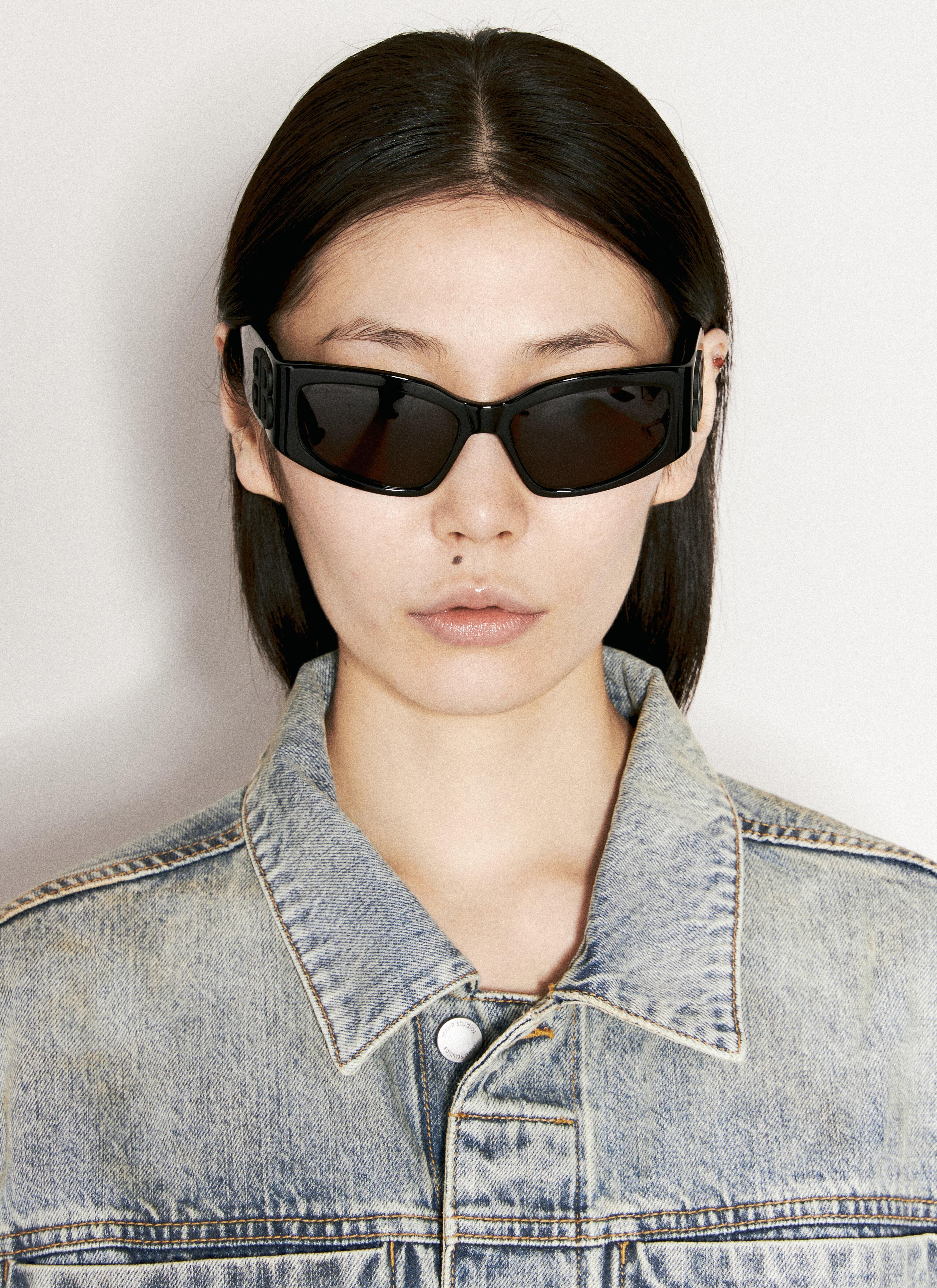 Balenciaga Women's' Bossy Cat Sunglasses in Black | LN-CC®